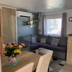 Mobilhome Confort 40 M2 Pour 4 Personnes * 波讷地区圣朱利安