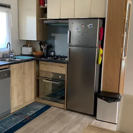 Mobilhome Confort 40 M2 Pour 4 Personnes 波讷地区圣朱利安