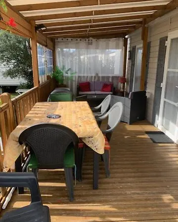 Mobilhome Confort 40 M2 Pour 4 Personnes Saint-Julien-en-Born