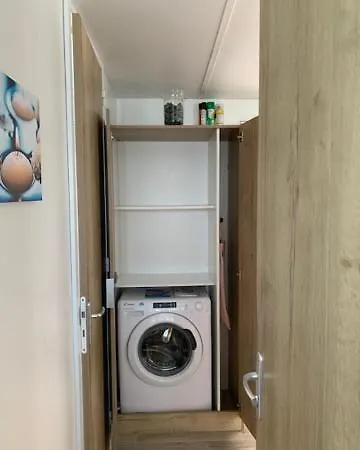 Mobilhome Confort 40 M2 Pour 4 Personnes Campsite Saint-Julien-en-Born