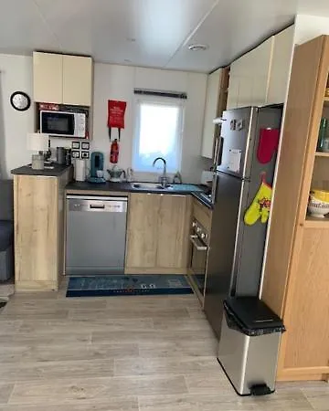 Mobilhome Confort 40 M2 Pour 4 Personnes *